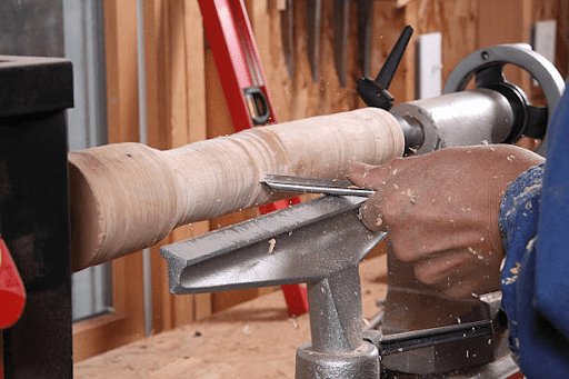 Use The Roughing Gouge To Get The Wood Removed