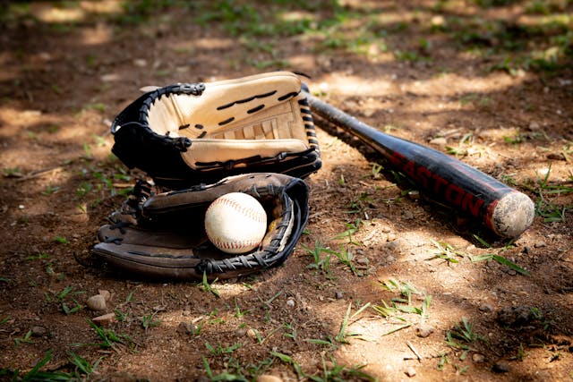 Baseball batting gloves 